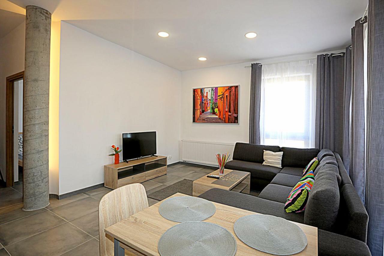 Intermo Apartment